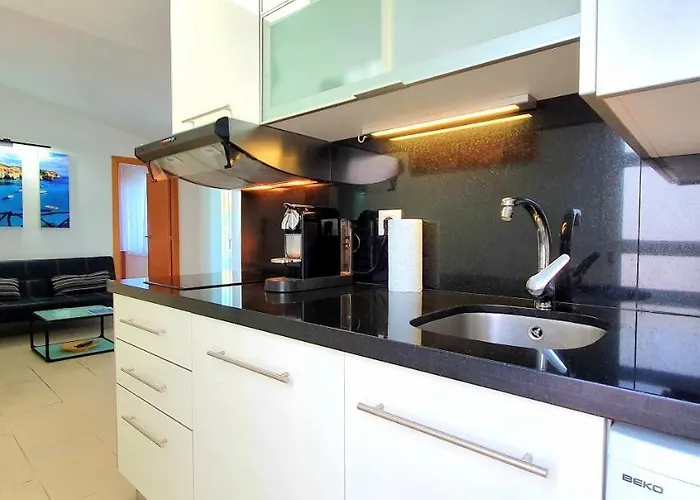 Rissaga - Golondrinas * Cala'N Bosch (Menorca)